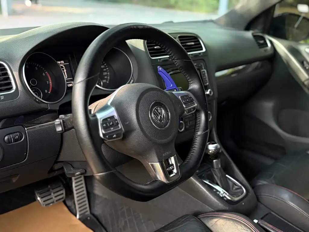 Volkswagen Golf GTI — миниатюра 5