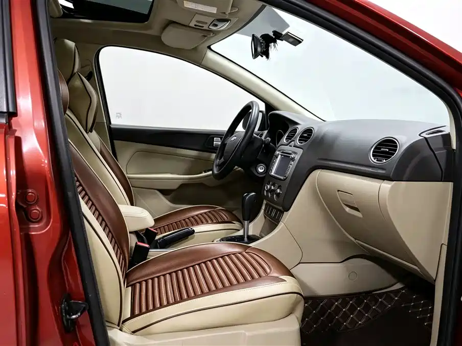 Ford Focus — миниатюра 7