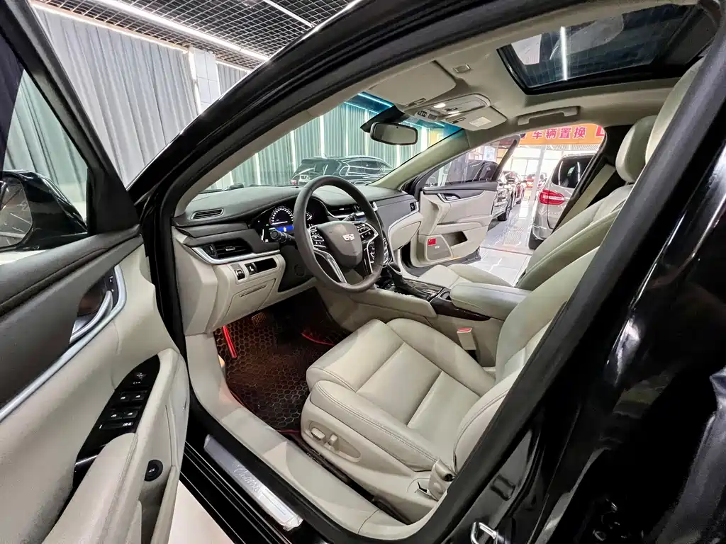 Cadillac XTS 2017 28T