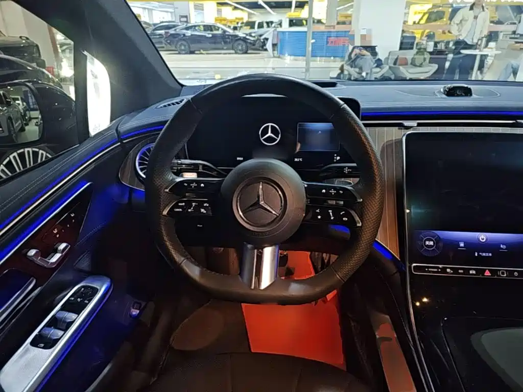 Mercedes-Benz EQE — миниатюра 11
