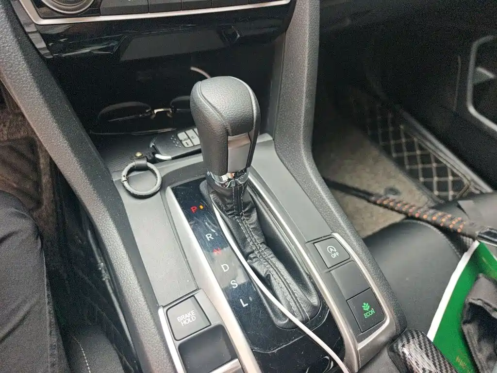 Honda Civic — миниатюра 7