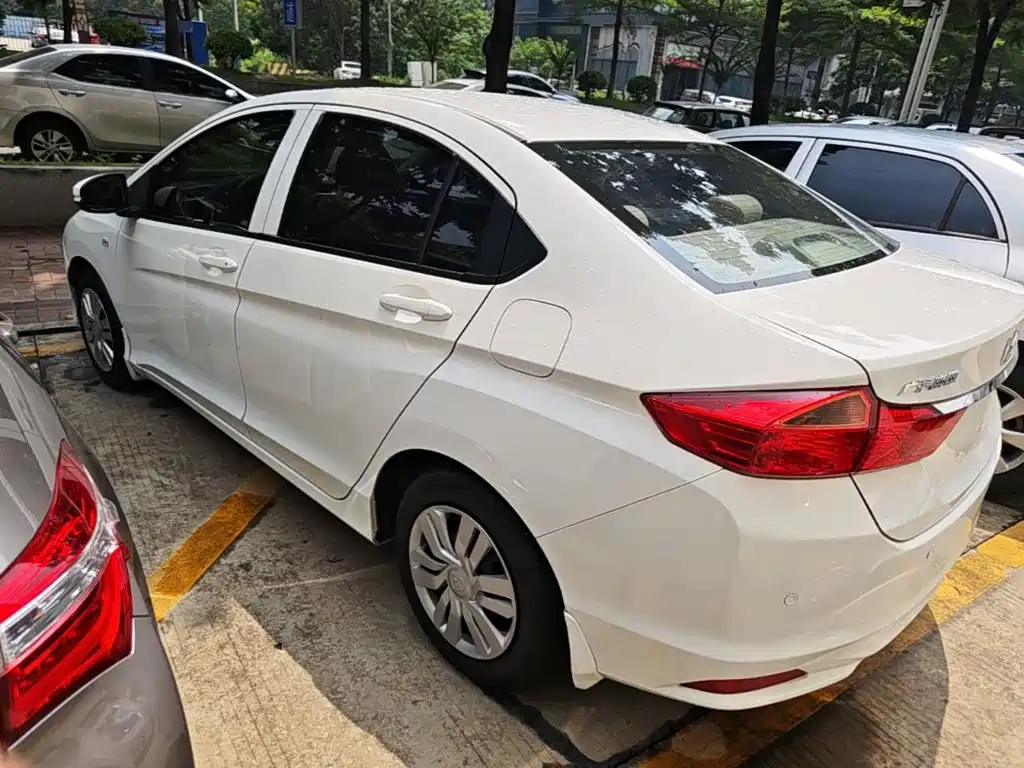 Honda City — миниатюра 5