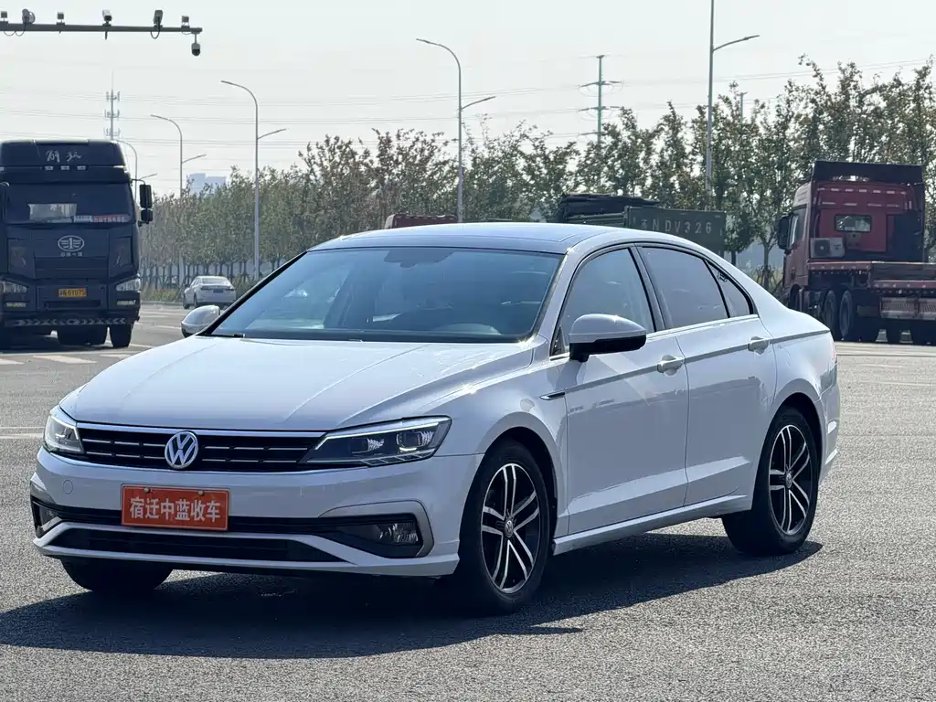 Volkswagen Lamando