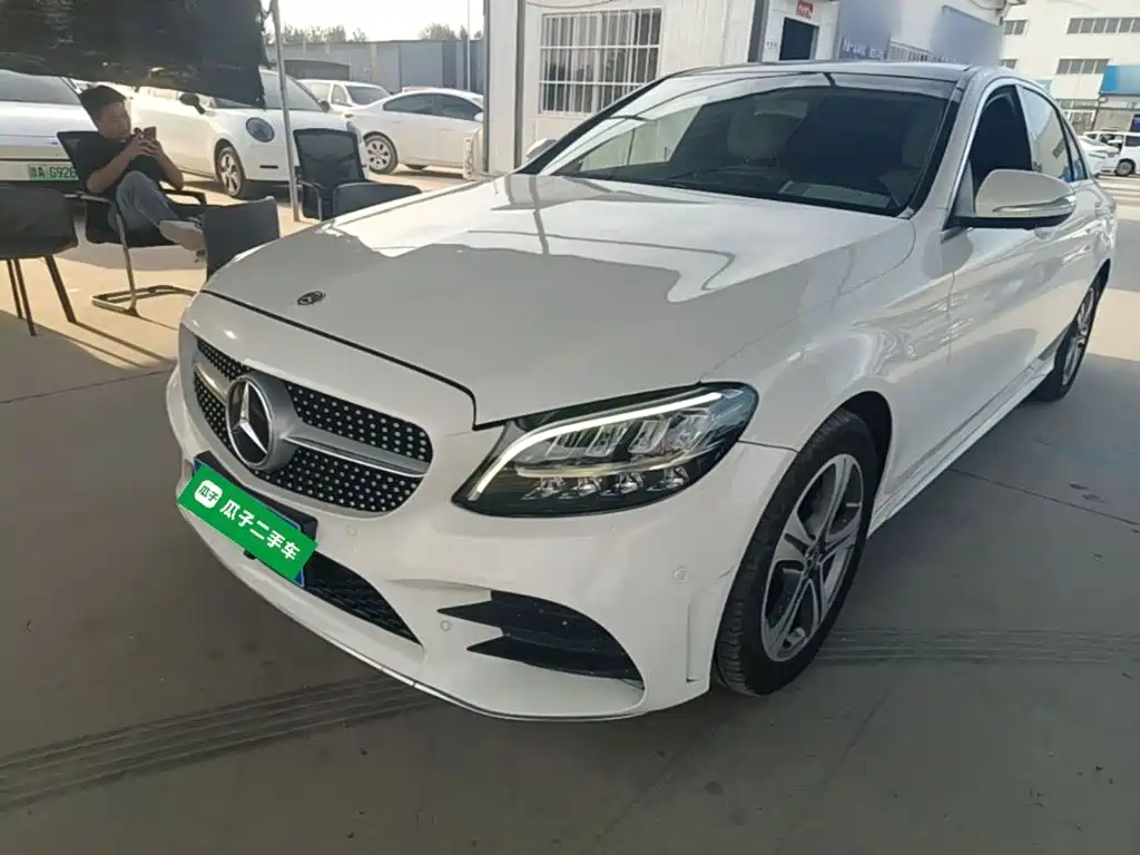 Mercedes-Benz C-Class — миниатюра 2