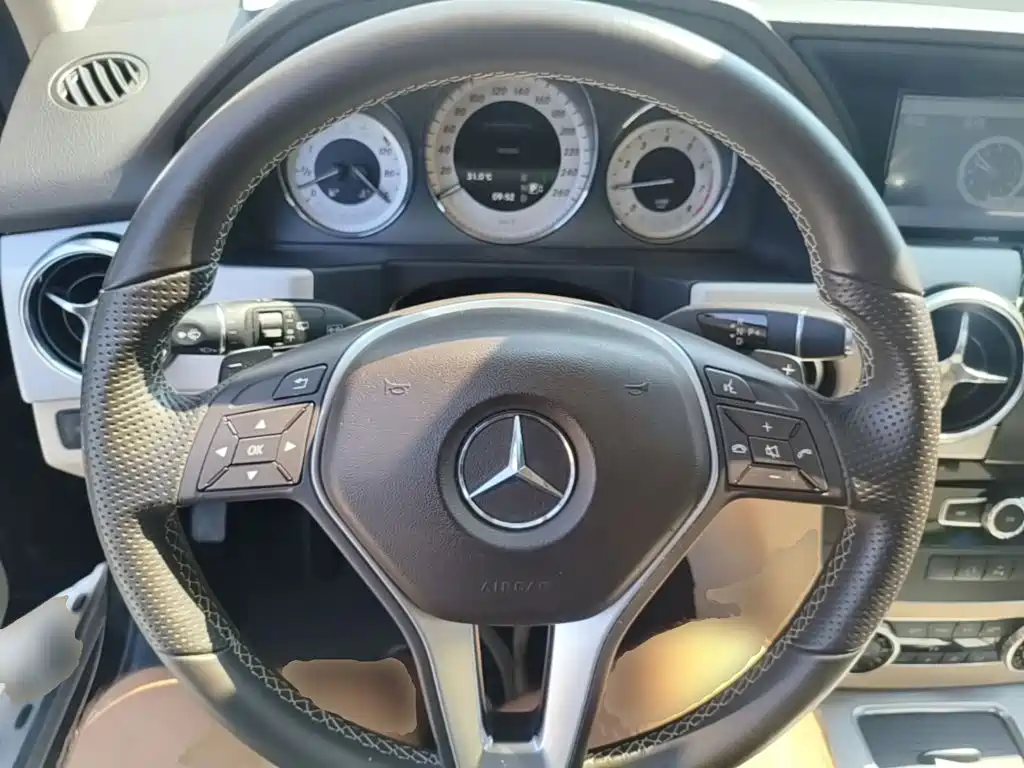 Mercedes-Benz GLK-Class — миниатюра 11