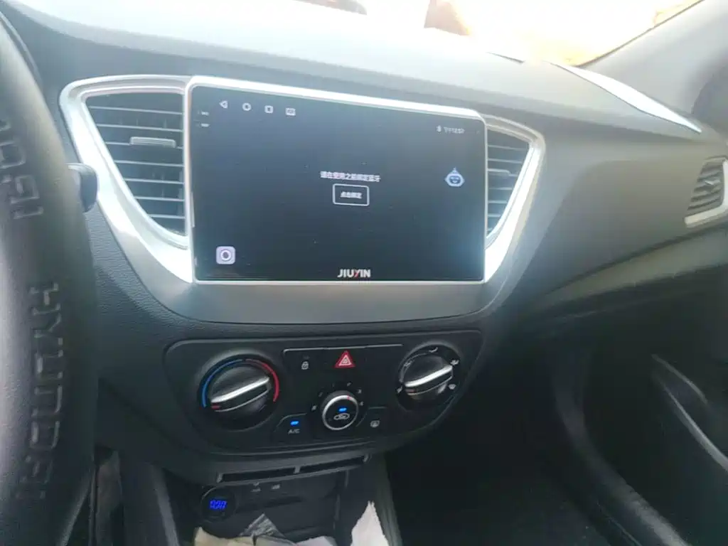 Hyundai Verna — миниатюра 18