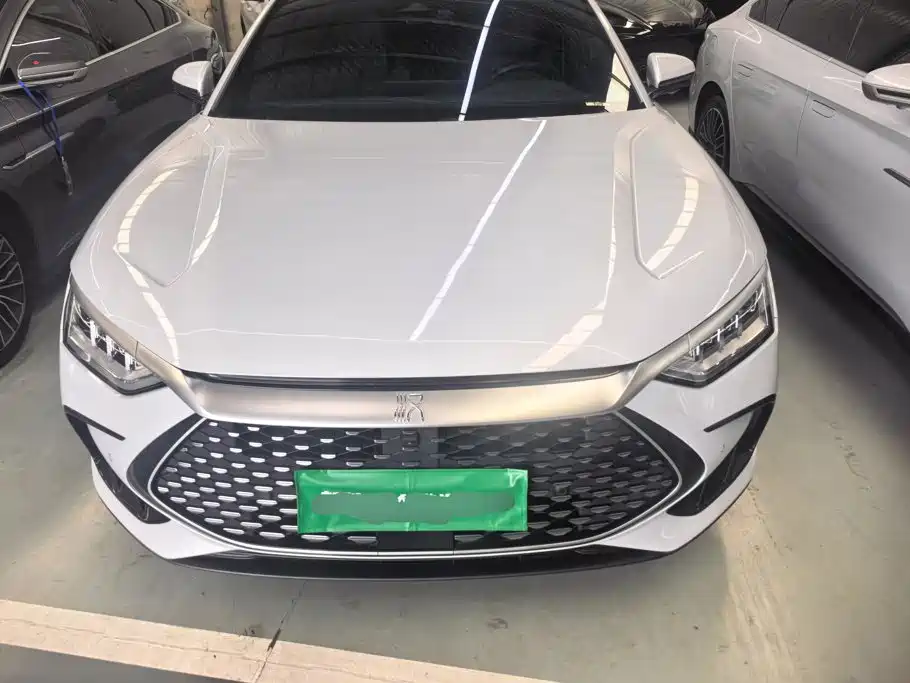 BYD Han — миниатюра 2