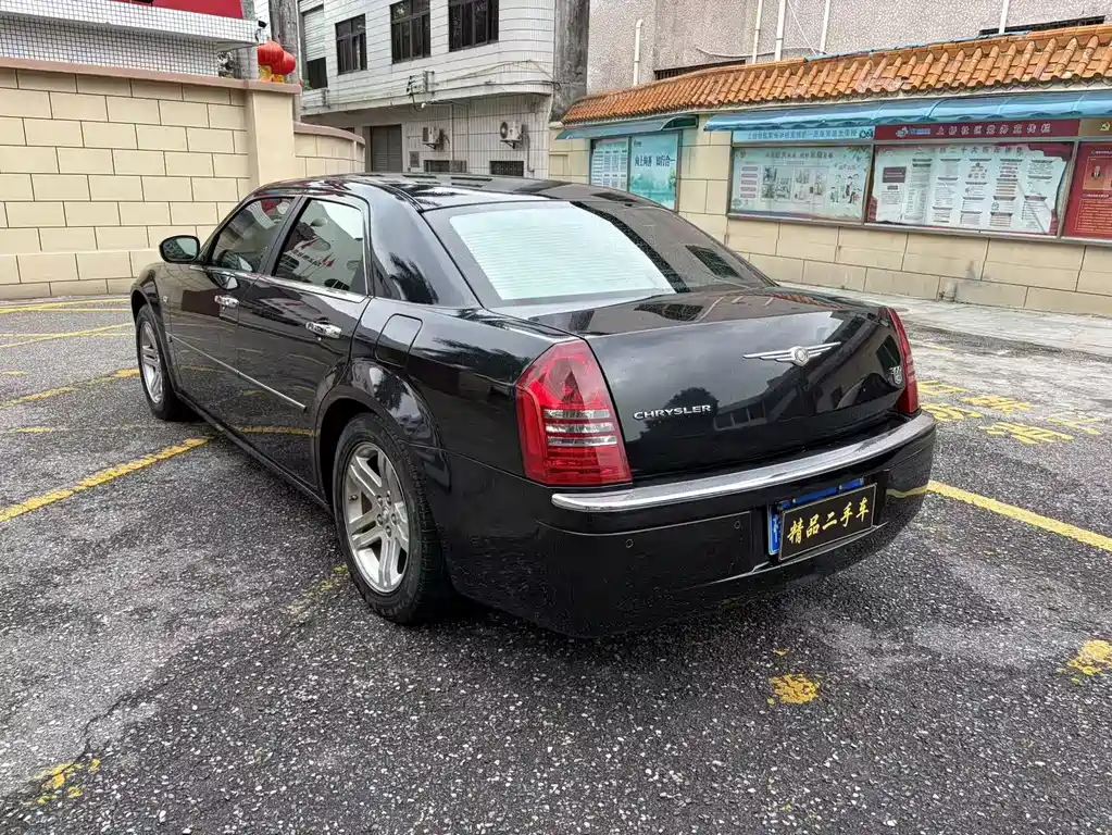 Chrysler 300C 2006 3.5L Luxury