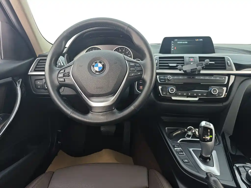 BMW 3 Series — миниатюра 25