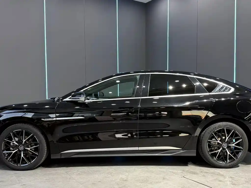 BYD Han — миниатюра 5