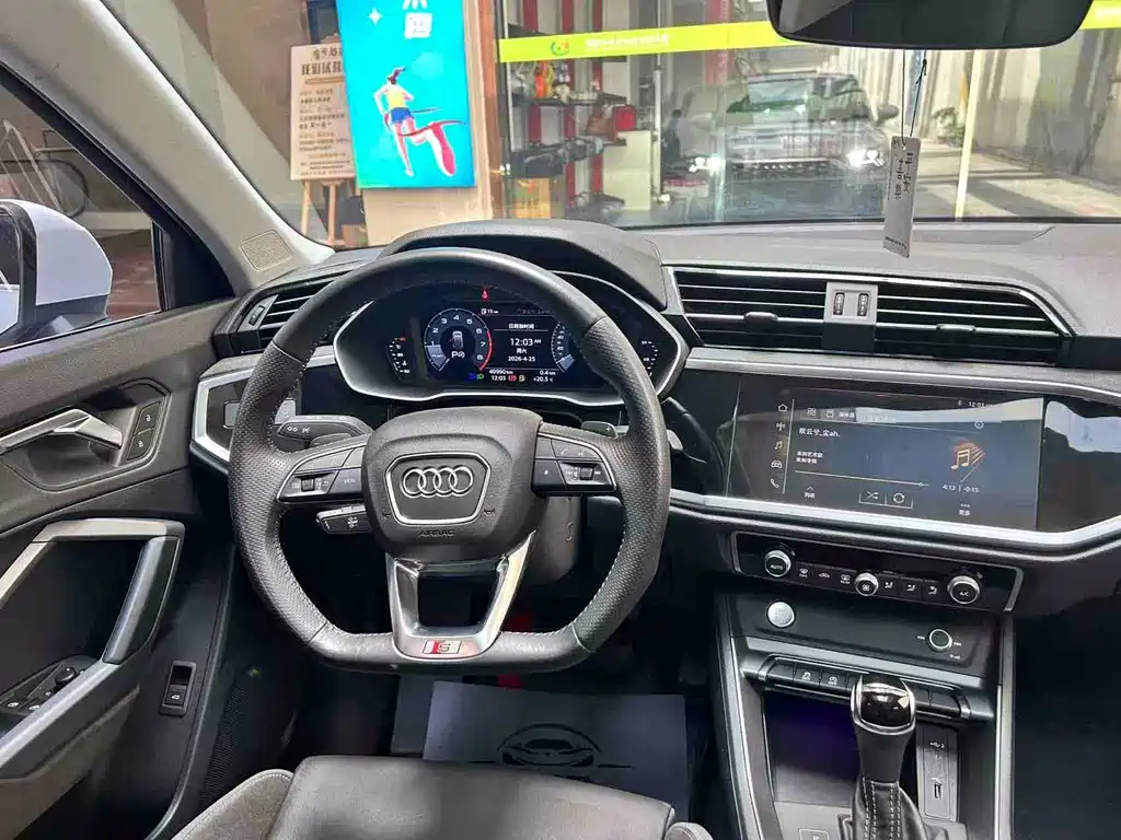 Audi Q3 Sportback — миниатюра 9