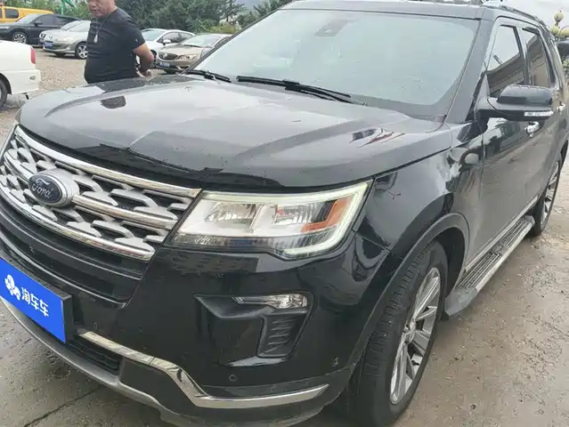 ford explorer