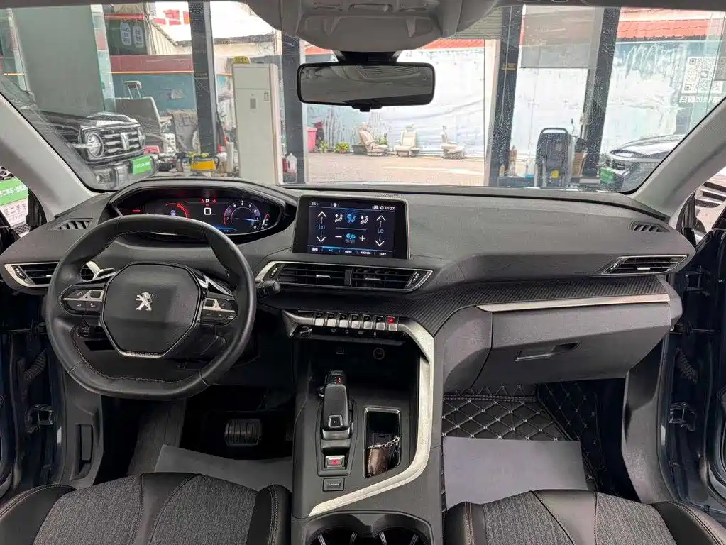 Peugeot 5008 — миниатюра 16