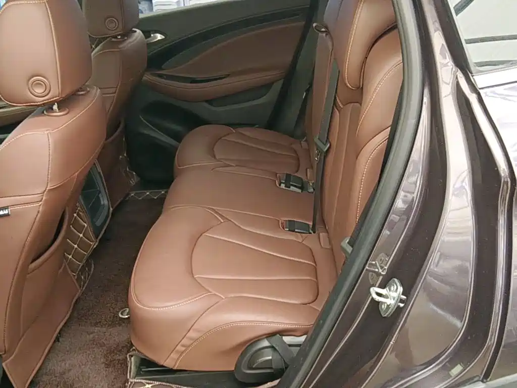 Buick Envision Plus — миниатюра 17