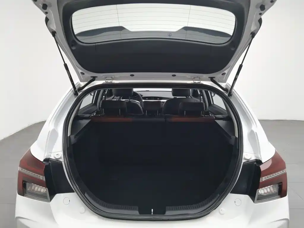 Geely Vision S1 — миниатюра 16