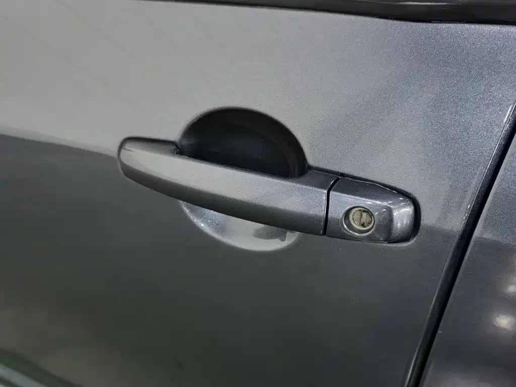 Suzuki Swift — миниатюра 18