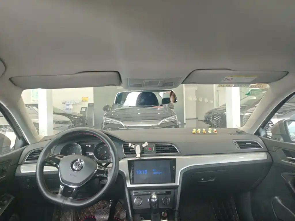 Volkswagen Lamando — миниатюра 18
