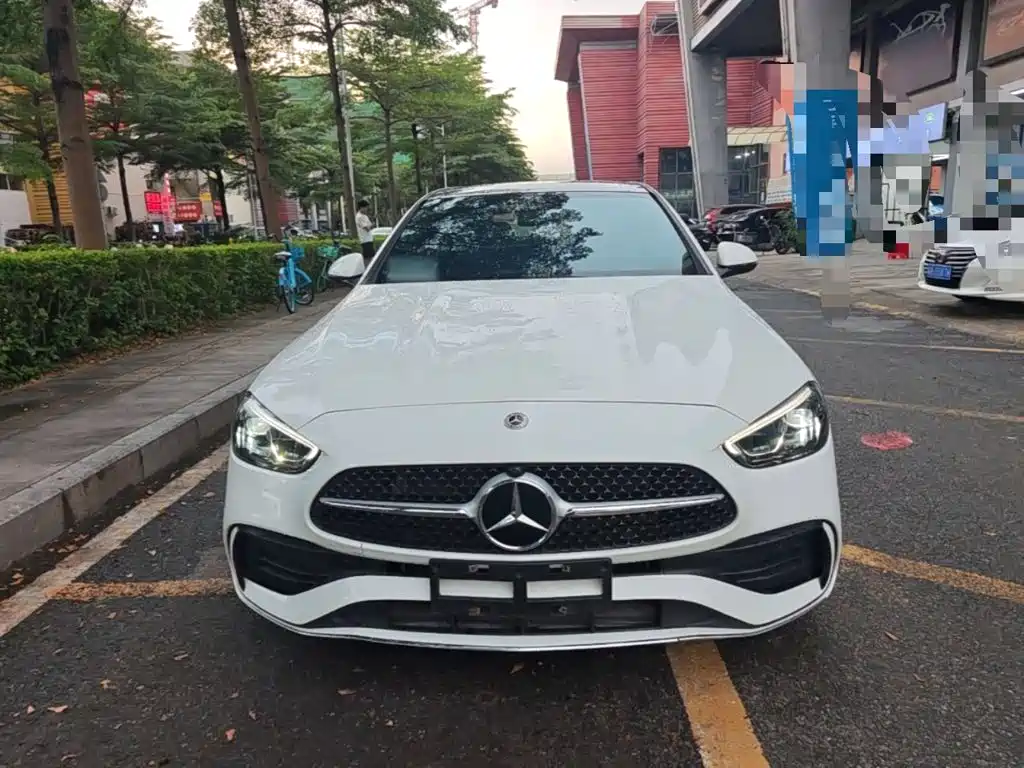 Mercedes-Benz C-Class — миниатюра 3