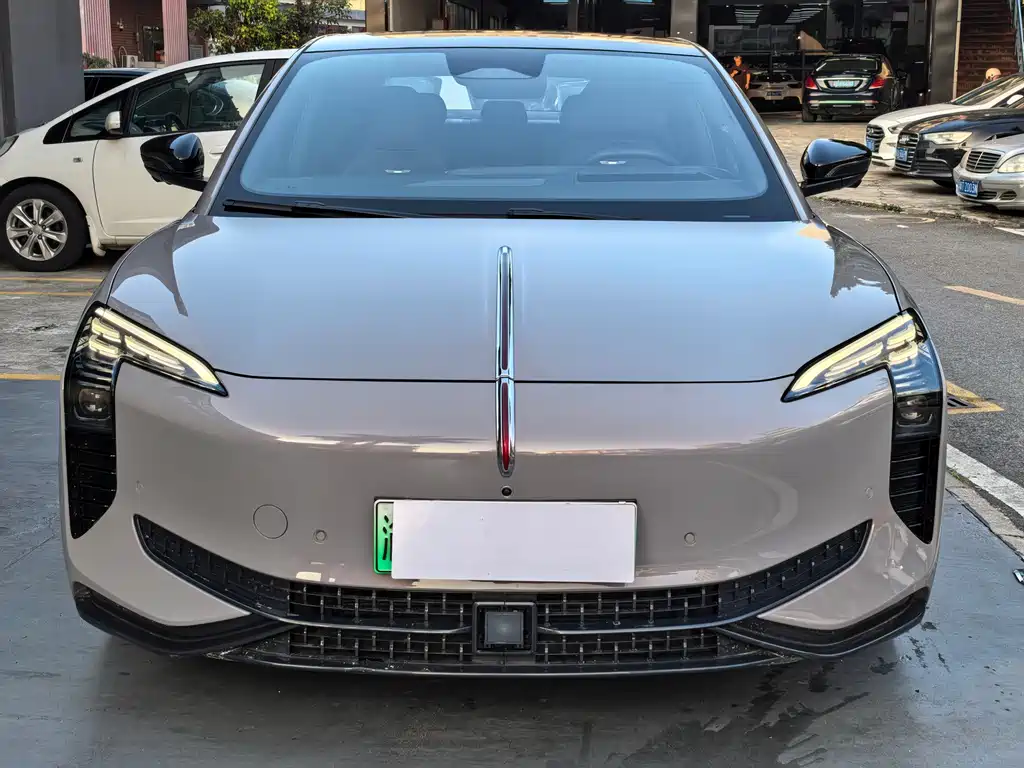 Hongqi EH7 2024 760 Pro+