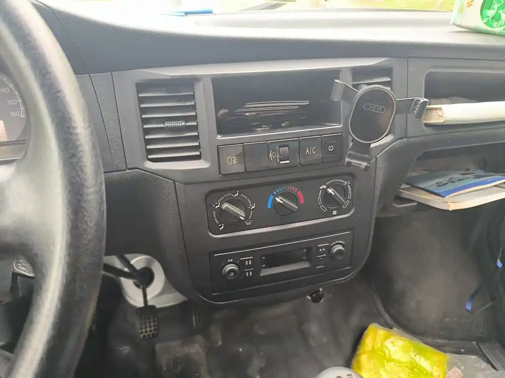 Wuling Zhiguang — миниатюра 10
