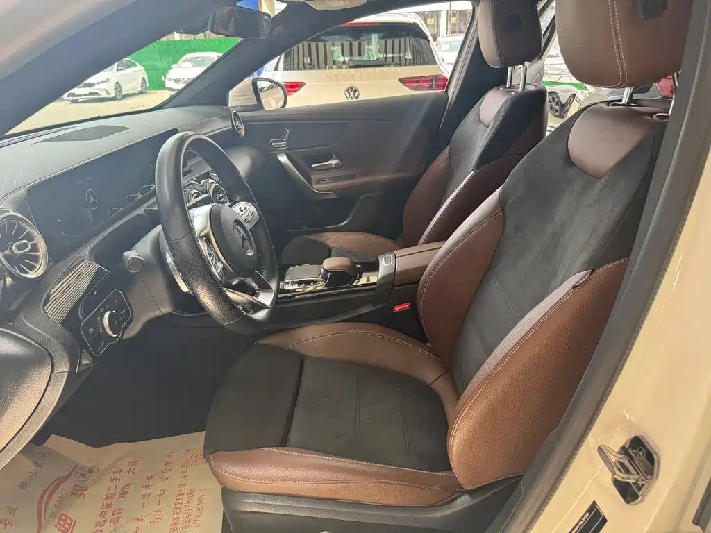 Mercedes-Benz A-Class — миниатюра 6