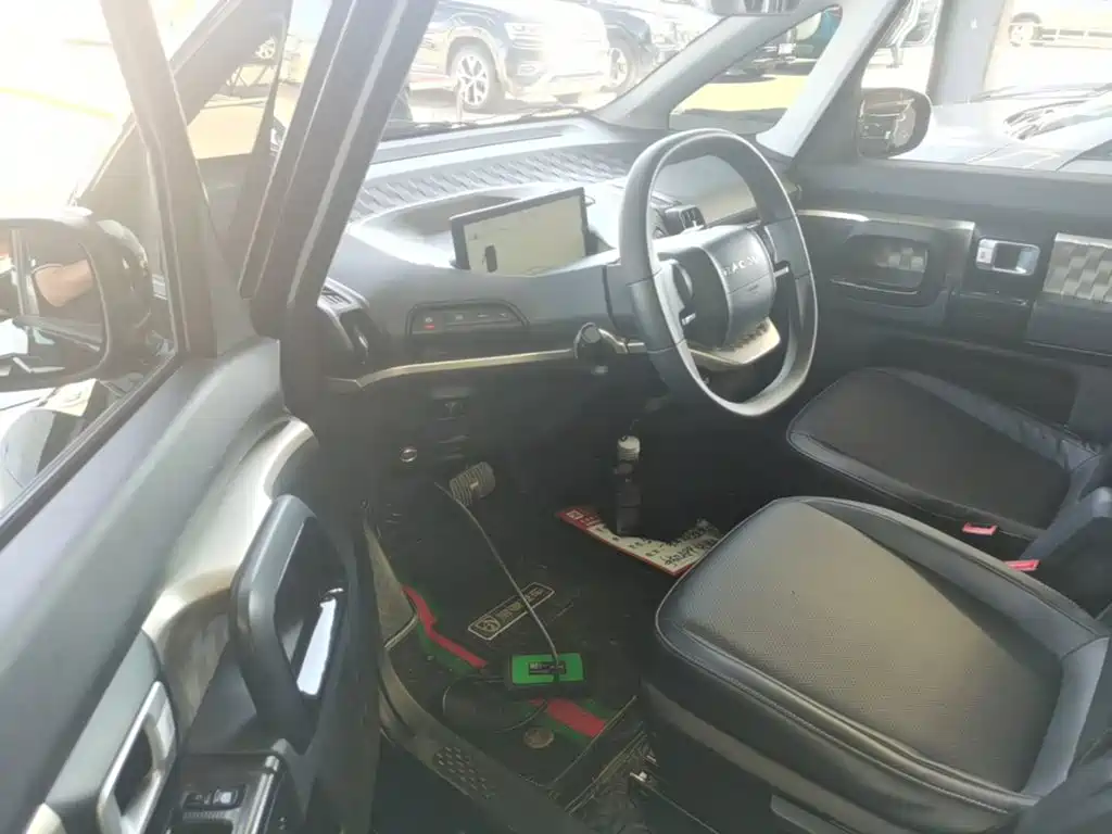 Baojun KiWi EV — миниатюра 16