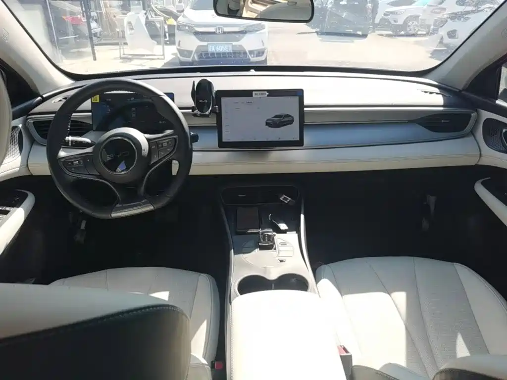 BYD Seal 05 DM-i — миниатюра 10
