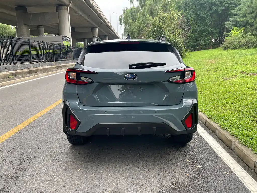 Subaru Crosstrek — миниатюра 5