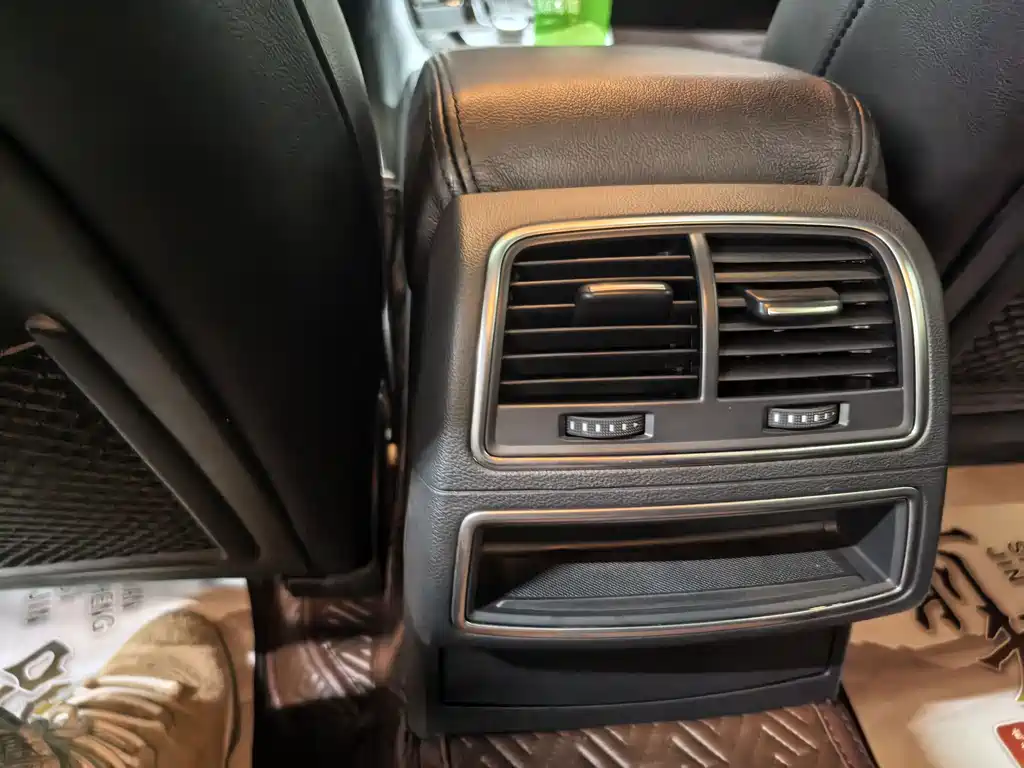 Audi A6L — миниатюра 11
