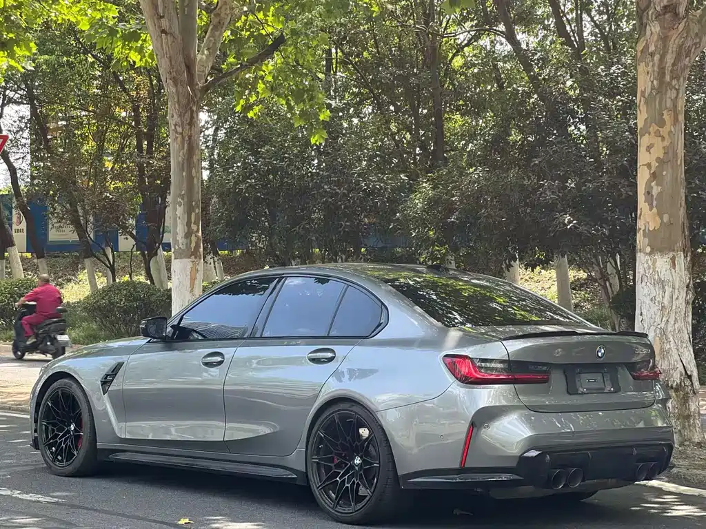 BMW M3 — миниатюра 7