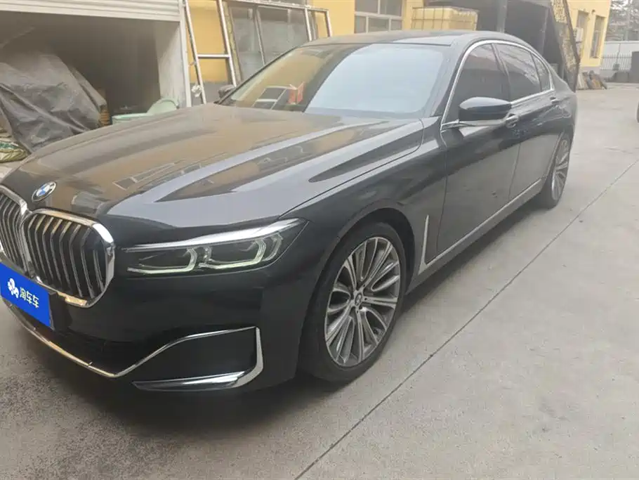 BMW 7 SERIES