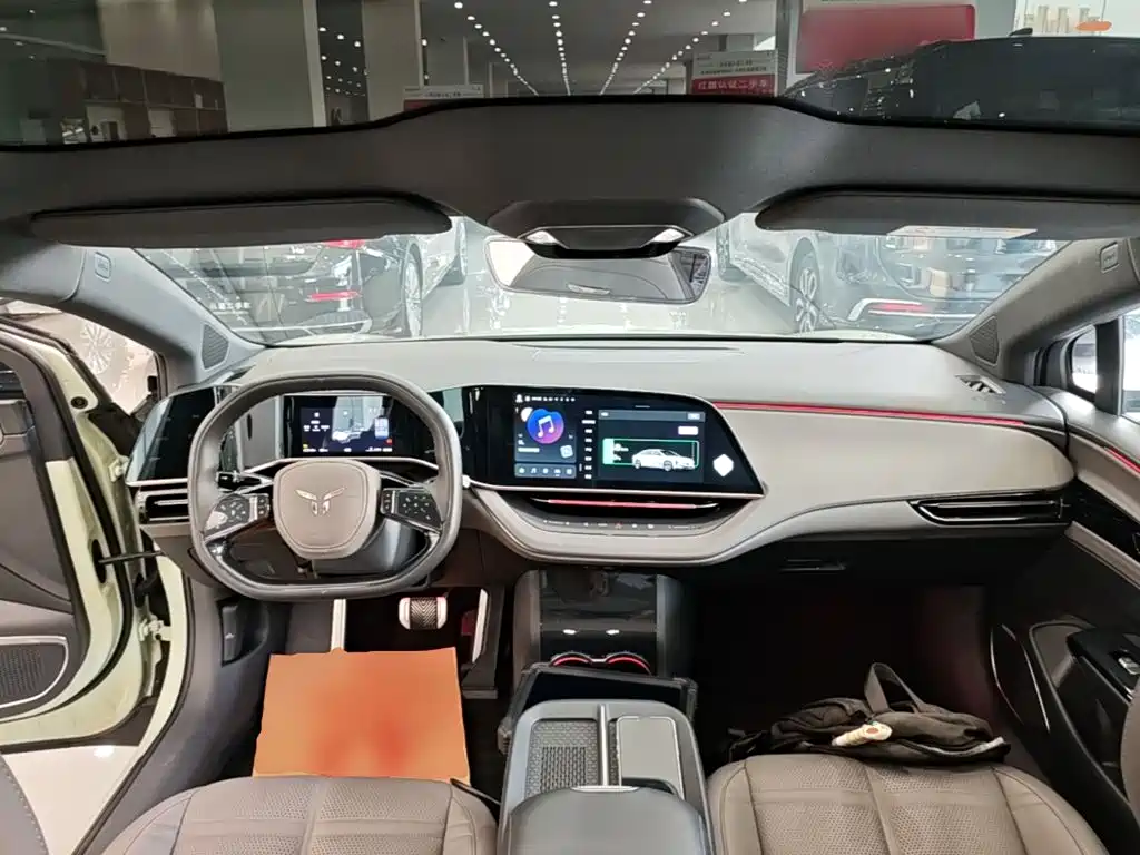 Hongqi Hongqi EH7 — миниатюра 10