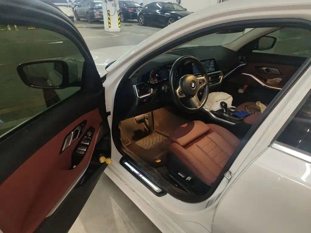 BMW 3 Series — миниатюра 14