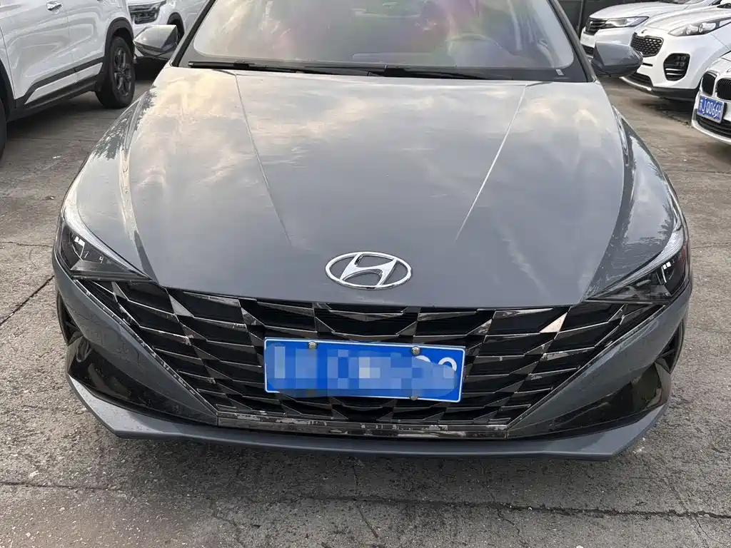 Hyundai Elantra — миниатюра 2