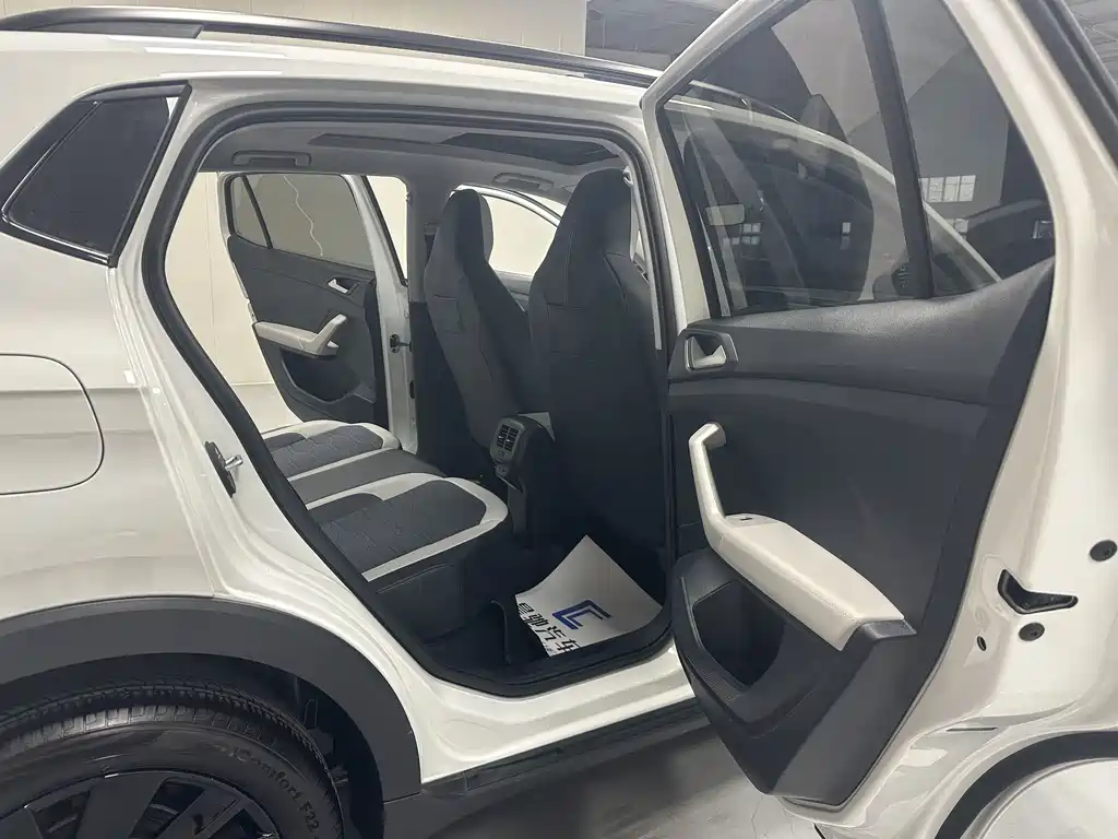 Volkswagen Tharu — миниатюра 14