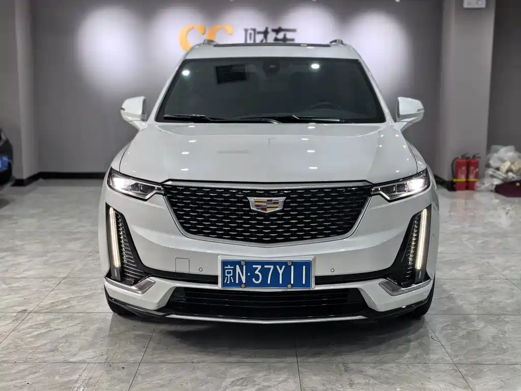 Cadillac XT6 — миниатюра 2