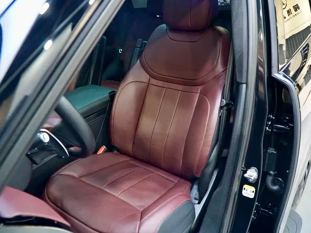 Land Rover Sport — миниатюра 5