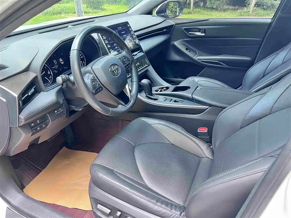 Toyota Avalon — миниатюра 6