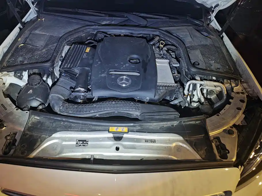 Mercedes-Benz C-Class — миниатюра 9