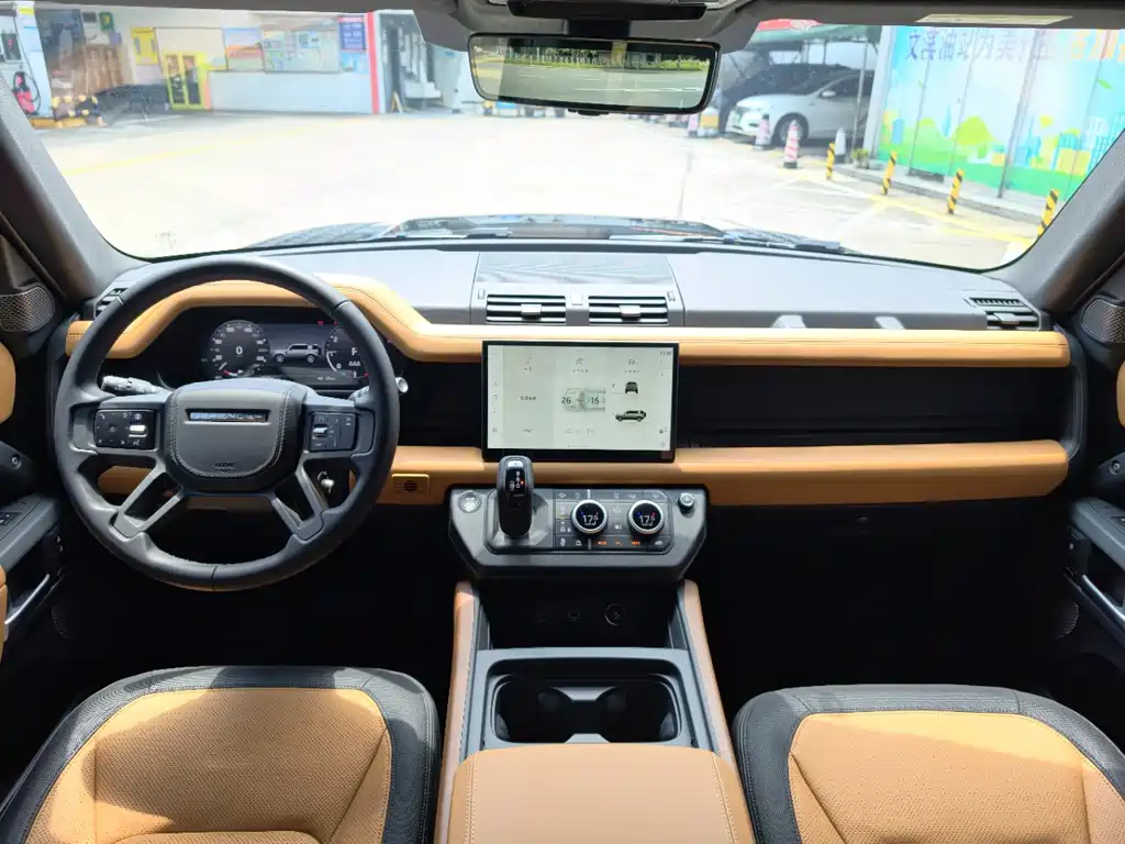 Land Rover Defender — миниатюра 8