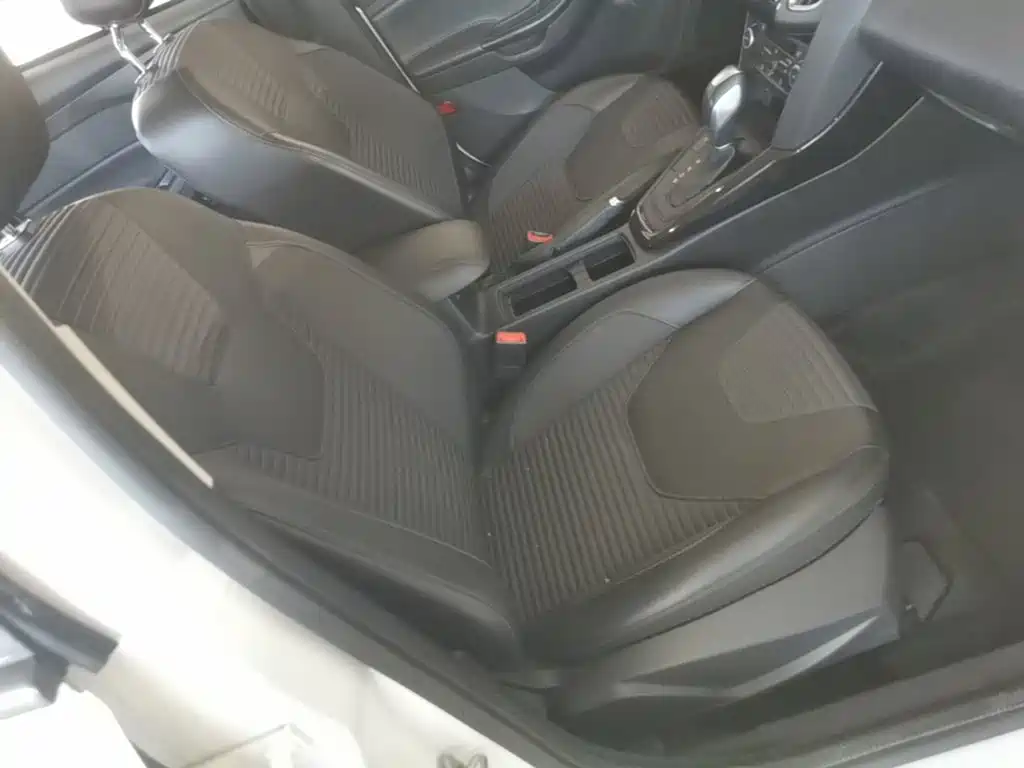 Ford Focus — миниатюра 25