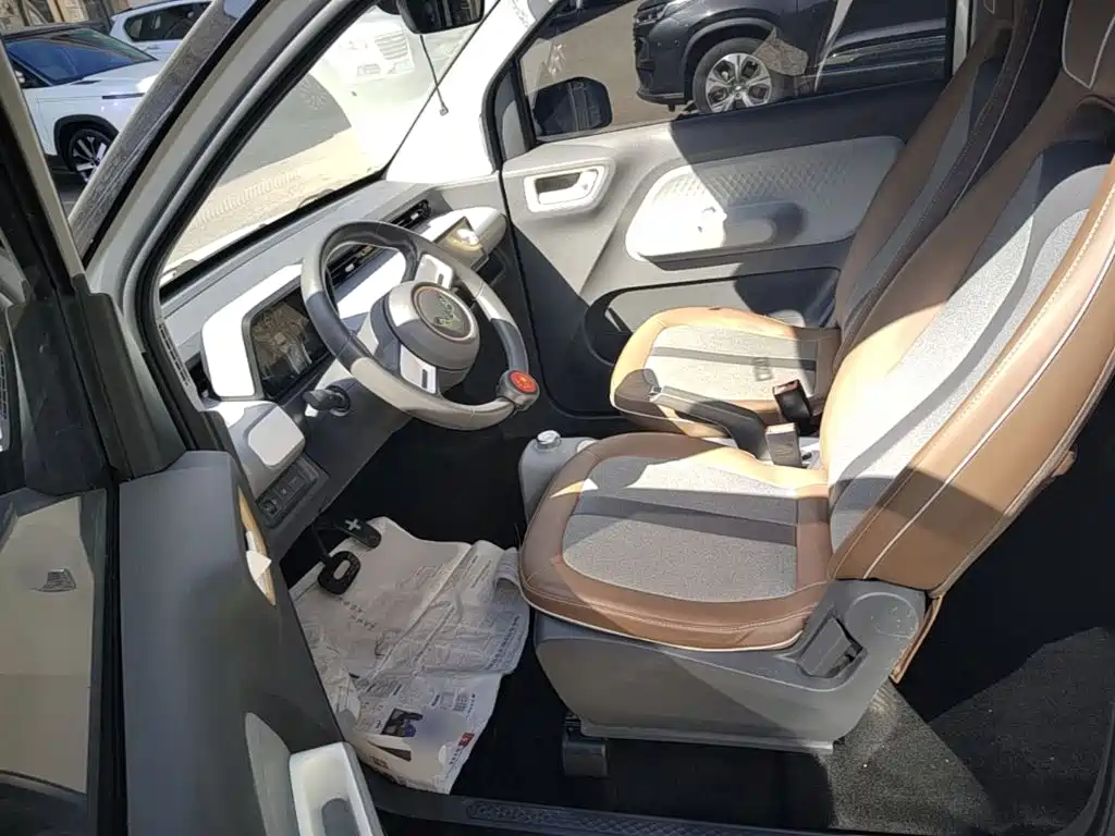 Wuling MINIEV — миниатюра 15