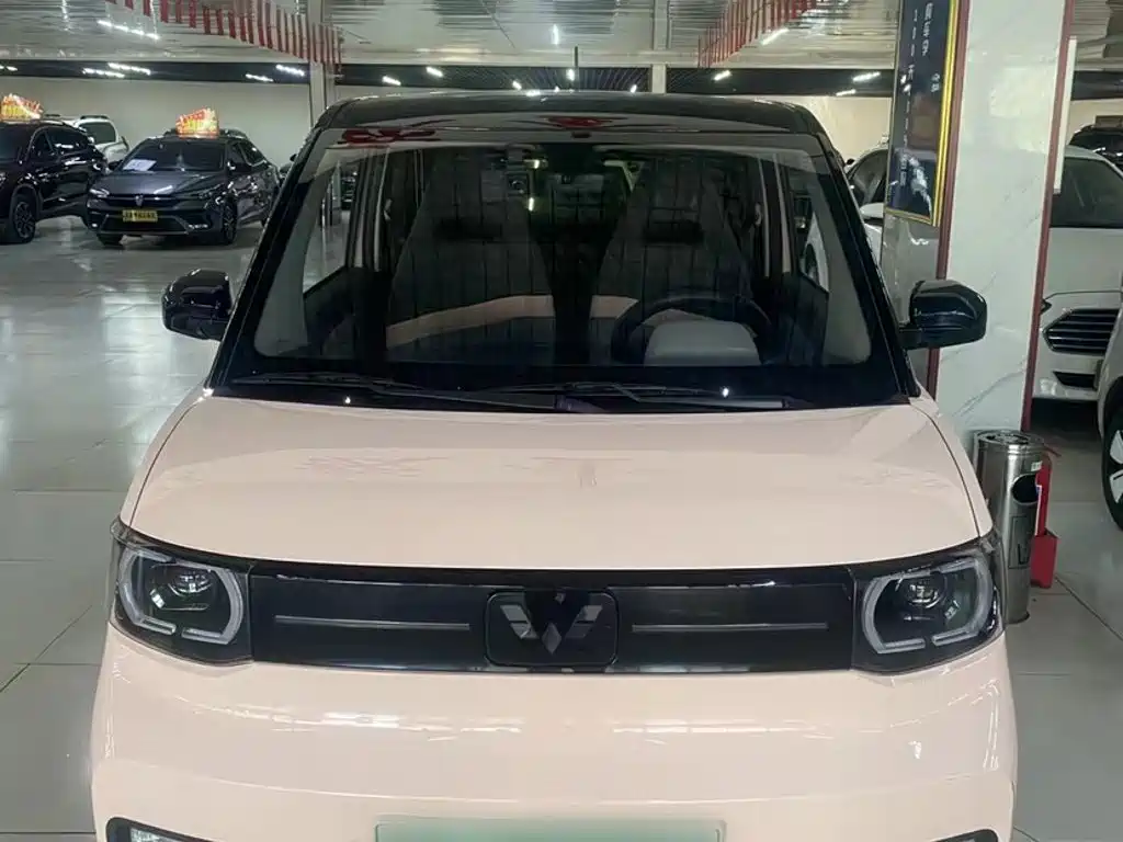 Wuling MINIEV — миниатюра 13