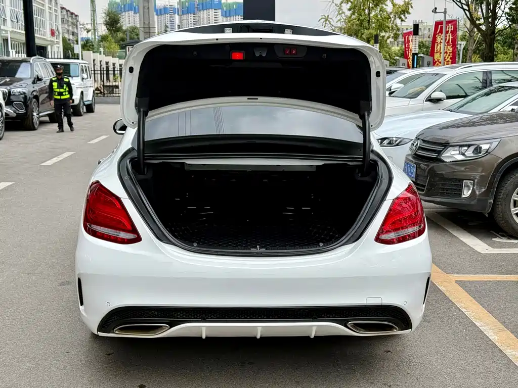 Mercedes-Benz C-Class — миниатюра 24