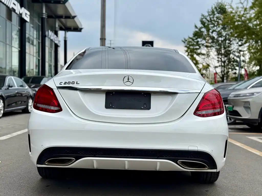Mercedes-Benz C-Class — миниатюра 6
