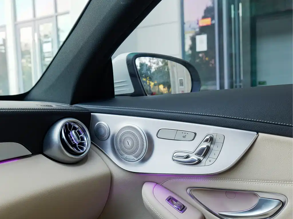 Mercedes-Benz C-Class (Import) — миниатюра 13