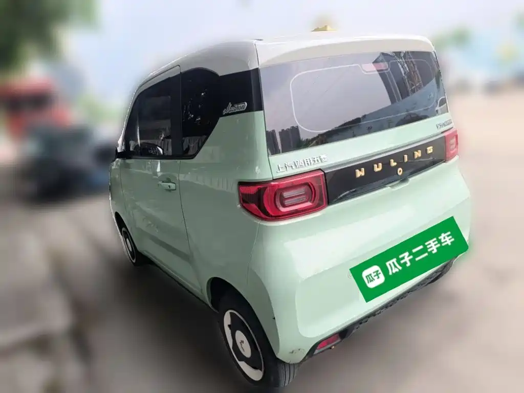 Wuling MINIEV — миниатюра 4