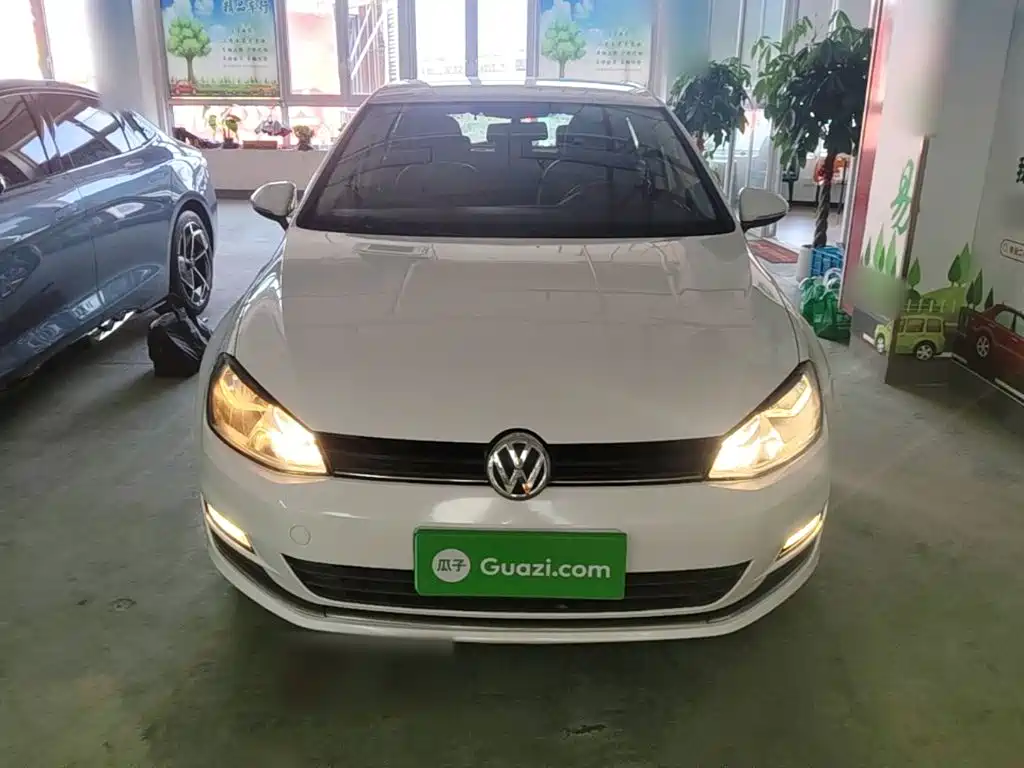 Volkswagen Golf — миниатюра 3
