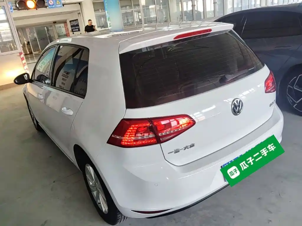 Volkswagen Golf — миниатюра 5
