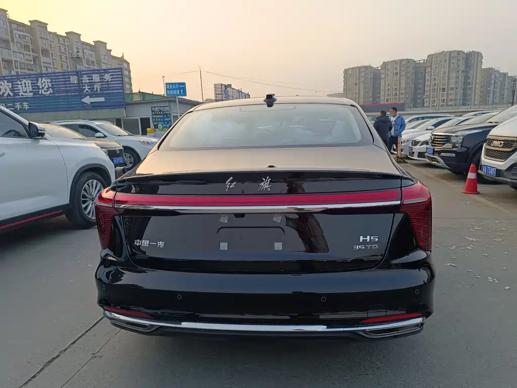 Hongqi Hongqi H5 — миниатюра 22